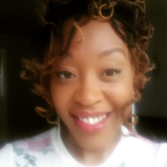 Meet your Posher, Atiyah - Picture 1 of 1